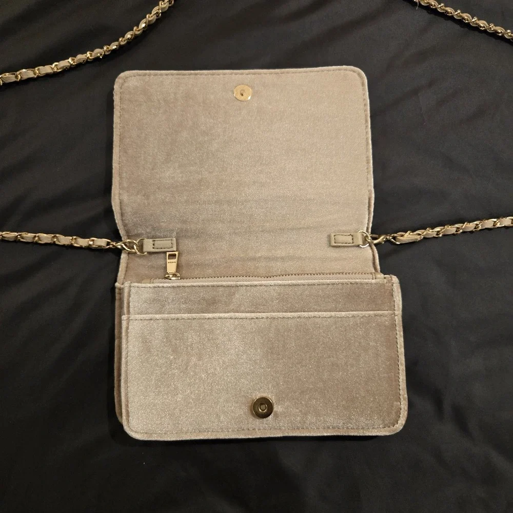 BEBE Purse Clutch Suede Feel Quilted‎ Crossbody w/ Removeable Strap